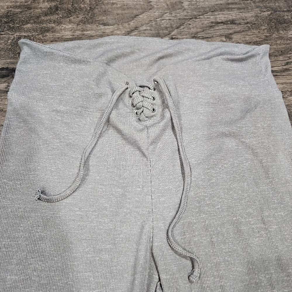 3/$15! Ribbed Gray Leggings With Lace Up Drawstring, Ardene, Medium